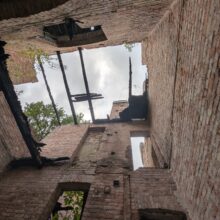 Spalona willa Danuta Wołomin