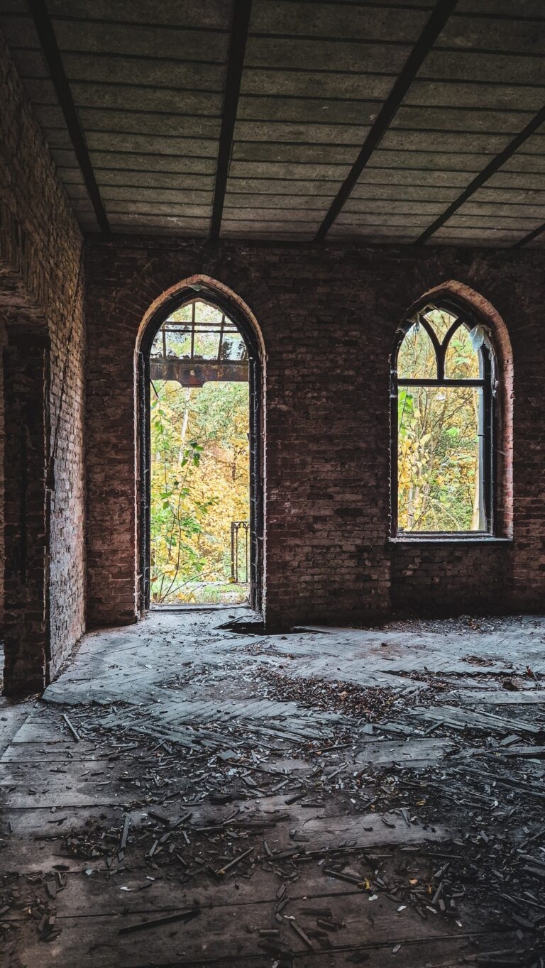Pałac Reiswitzów w Wędryni, Olesno, województwo opolskie - relacja z 10.2025, zdjęcie 11