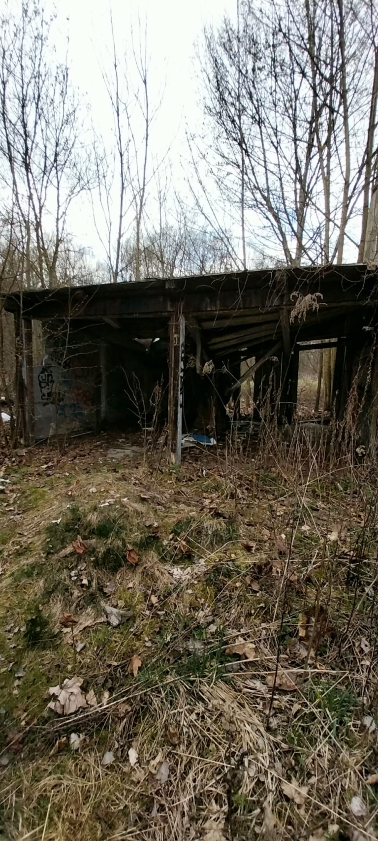Urbex dom obok torów – Wspólna, Katowice, województwo śląskie - zdjęcie 2
