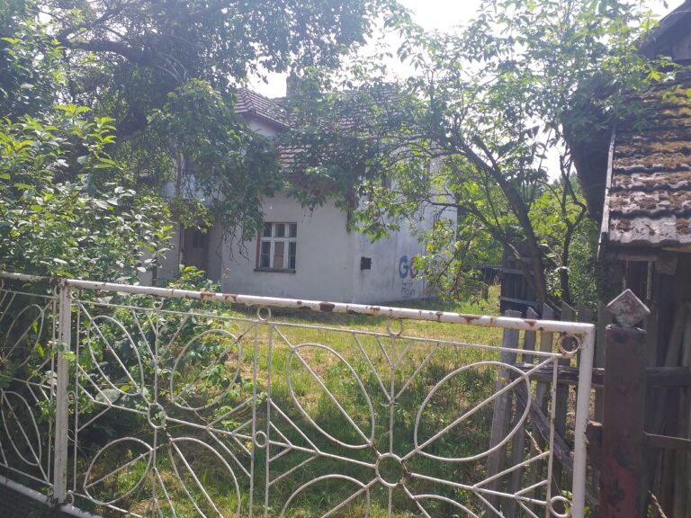 Opuszczony dom, Gilowice, województwo śląskie - zdjęcie 1