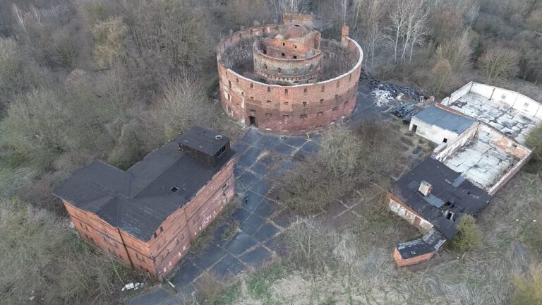 Fort Fryderyka Wilhelma –  Kędzierzyn-Koźle  Baszta Montalemberta, Kędzierzyn-Koźle, województwo opolskie - relacja z 03.2026, zdjęcie 6