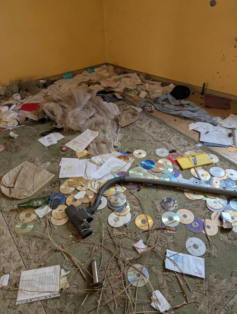 Duży Dom Obok Dino, Sieradz, województwo łódzkie - relacja z 04.2026, zdjęcie 2