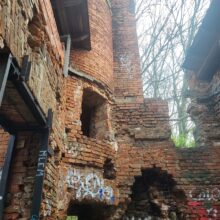 Ruiny negotyckiej bramy Warszawa