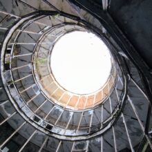 Okrąglaki – Dawny ośrodek wypoczynkowy w Miałkówku Miałkówek
