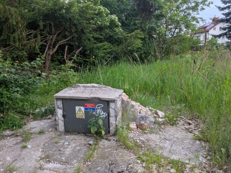 Opuszczony Urząd Stanu Cywilnego., Jacków, województwo lubelskie - relacja z 06.2026, zdjęcie 3