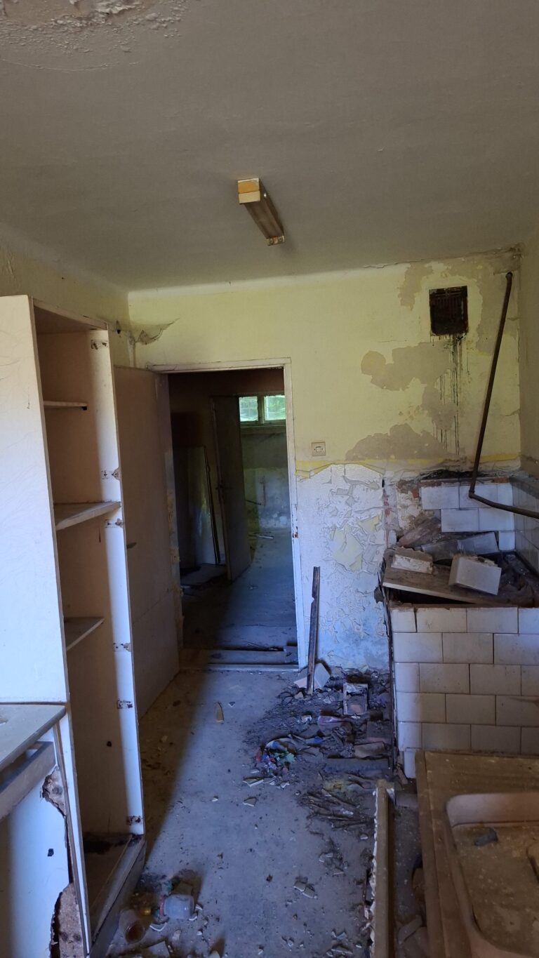 Dawny hotel(?) W szczyrku, Szczyrk, województwo śląskie - zdjęcie 3