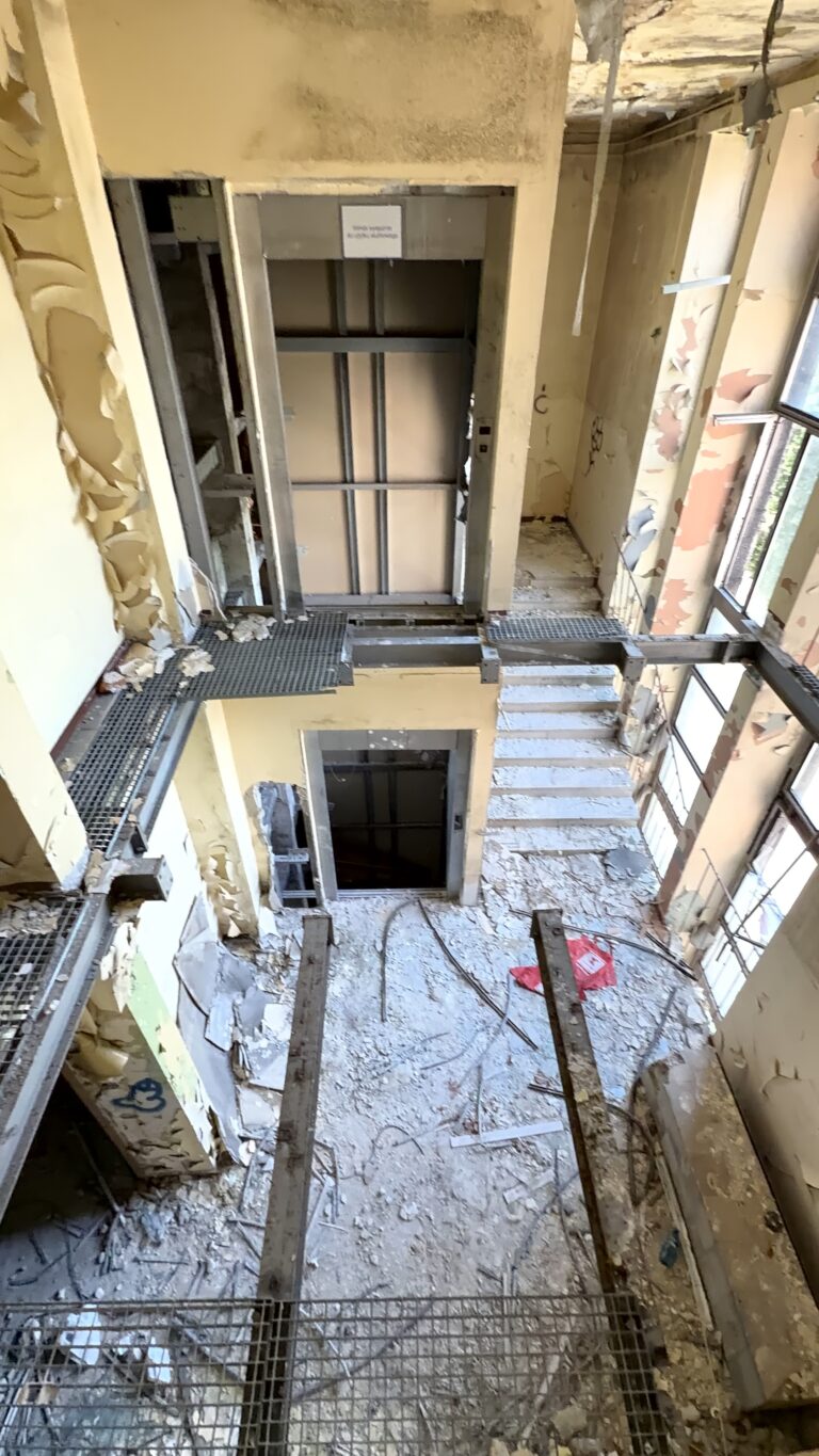 Opuszczona klinika ginekologii i położnictwa, Zabrze, województwo śląskie - relacja z 06.2026, zdjęcie 10
