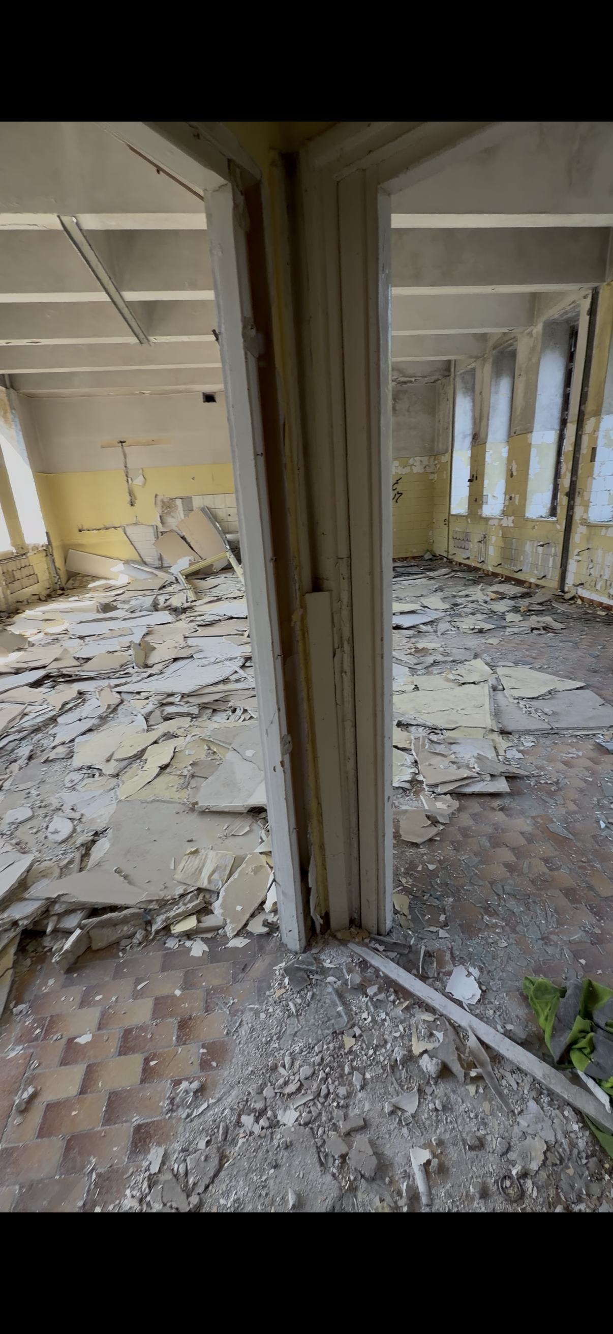 Opuszczona klinika ginekologii i położnictwa, Zabrze, śląskie — zdjęcie 2