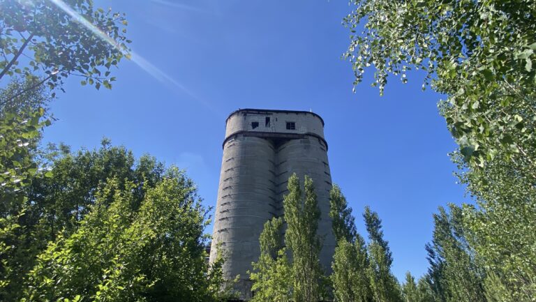 Zakłady Wyrobów Azbestowo-Cementowych w Wierzbicy (ZWAC), Lipienice, województwo mazowieckie - relacja z 06.2026, zdjęcie 4