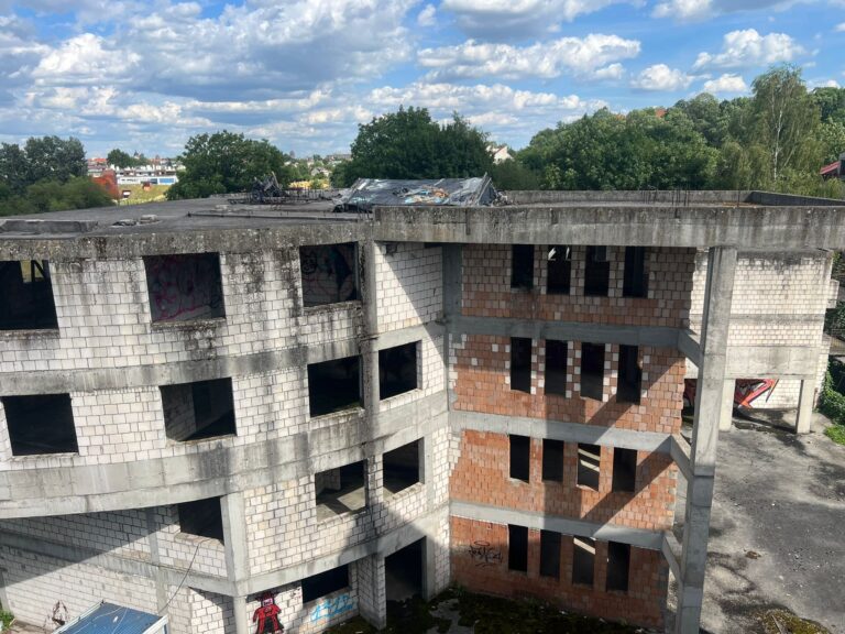Niedokończone apartamentowce, Kraków, województwo małopolskie - relacja z 07.2026, zdjęcie 10